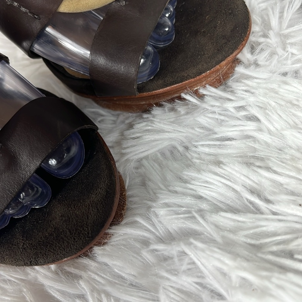 LAMB HEELS - Picture 7 of 12